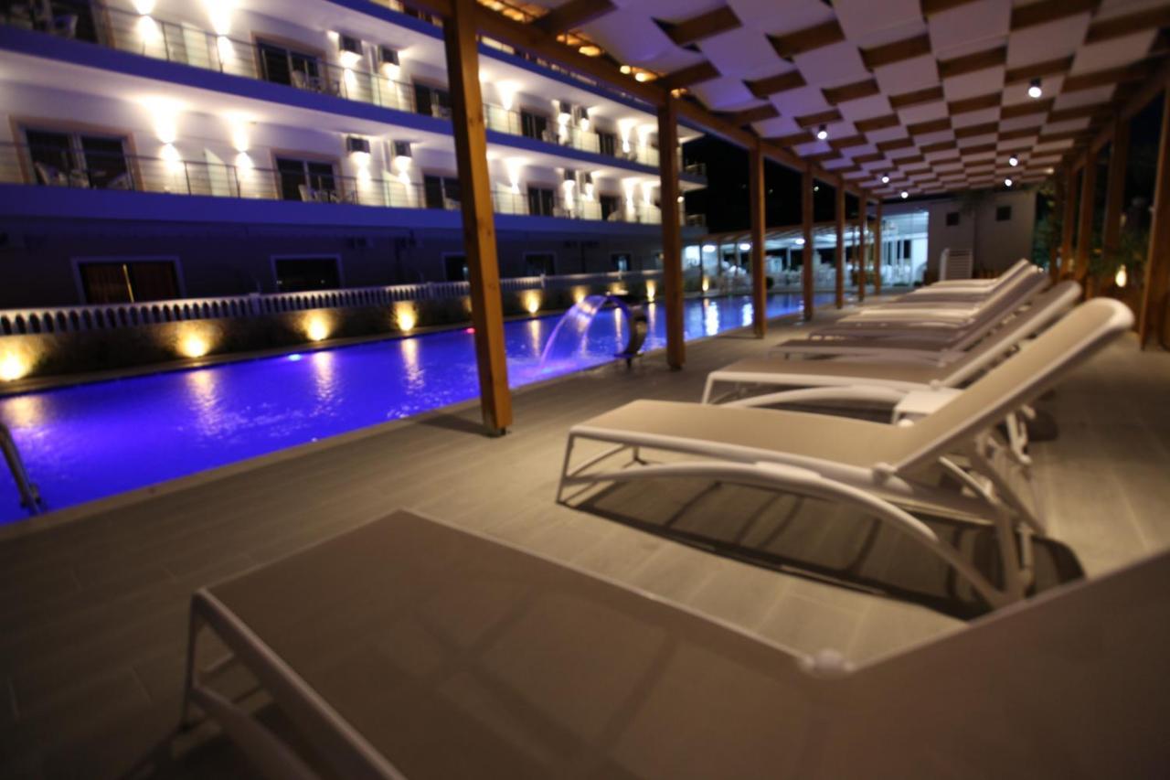 Hotel Riviera Borş Dış mekan fotoğraf