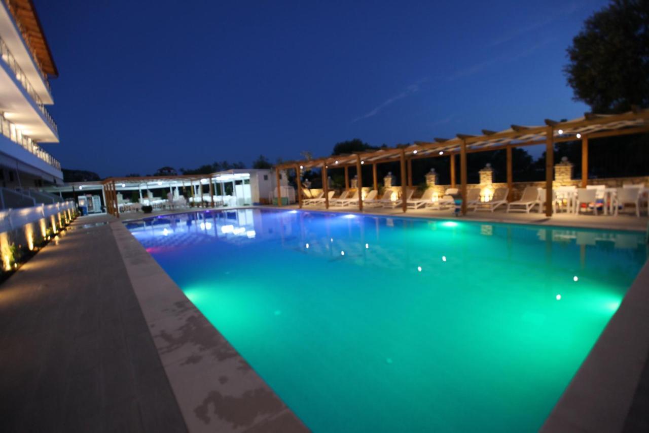 Hotel Riviera Borş Dış mekan fotoğraf