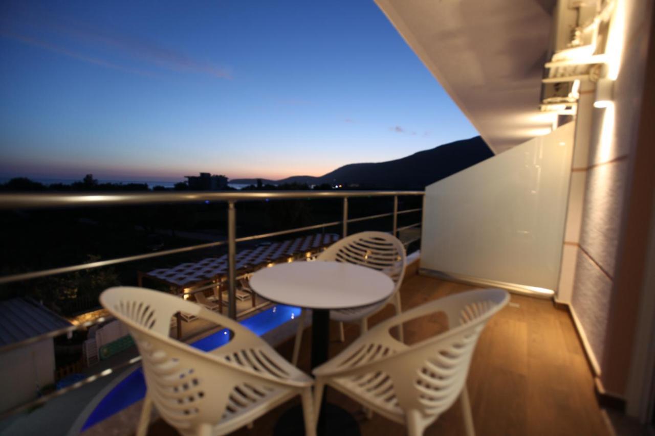 Hotel Riviera Borş Dış mekan fotoğraf