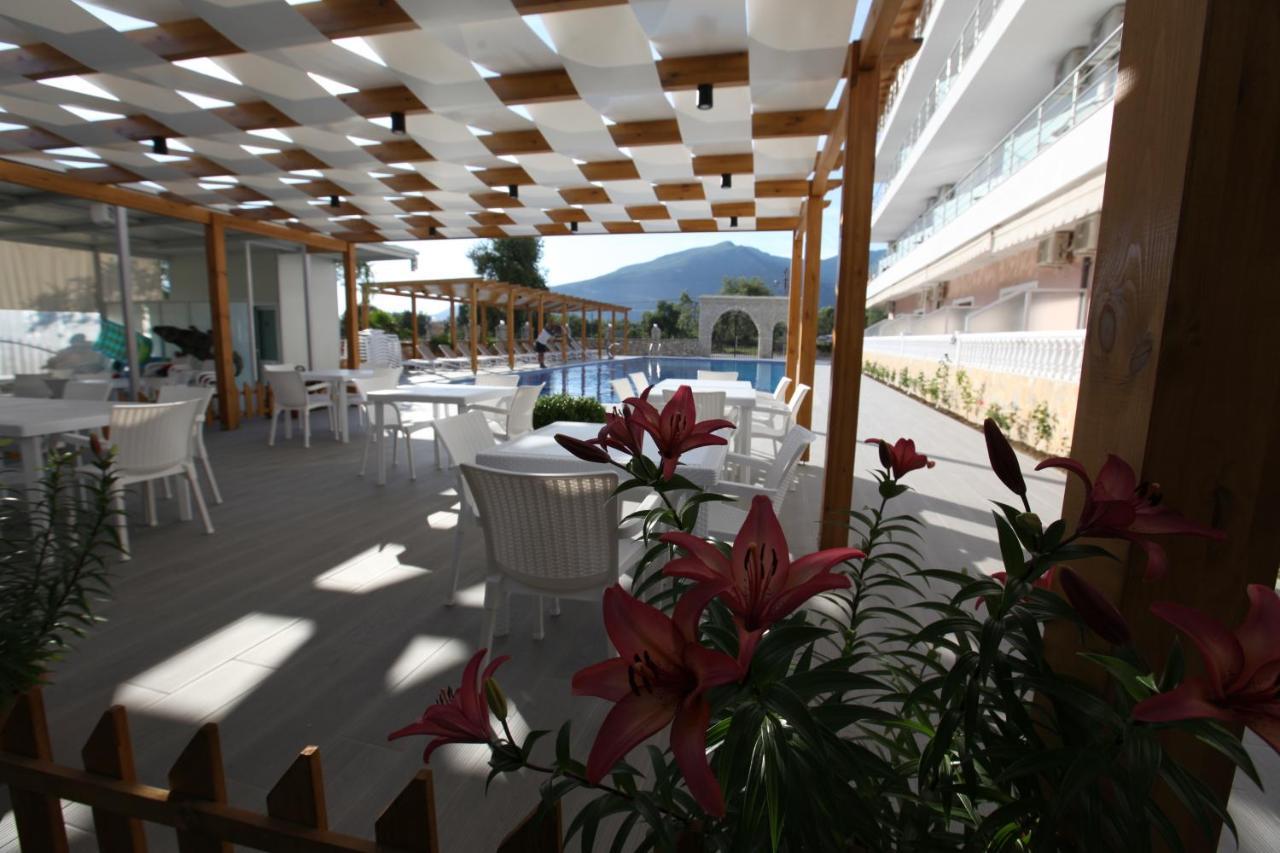 Hotel Riviera Borş Dış mekan fotoğraf