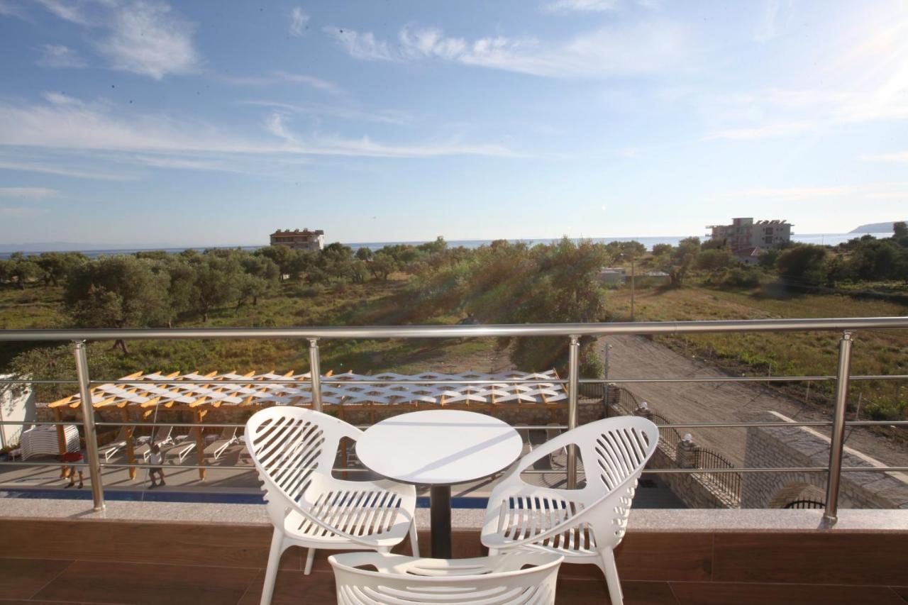 Hotel Riviera Borş Dış mekan fotoğraf