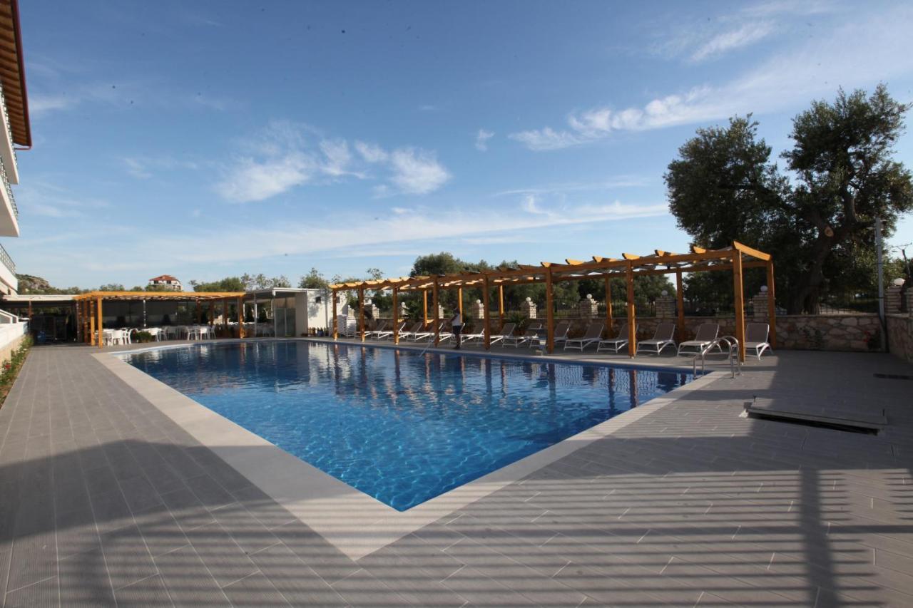 Hotel Riviera Borş Dış mekan fotoğraf