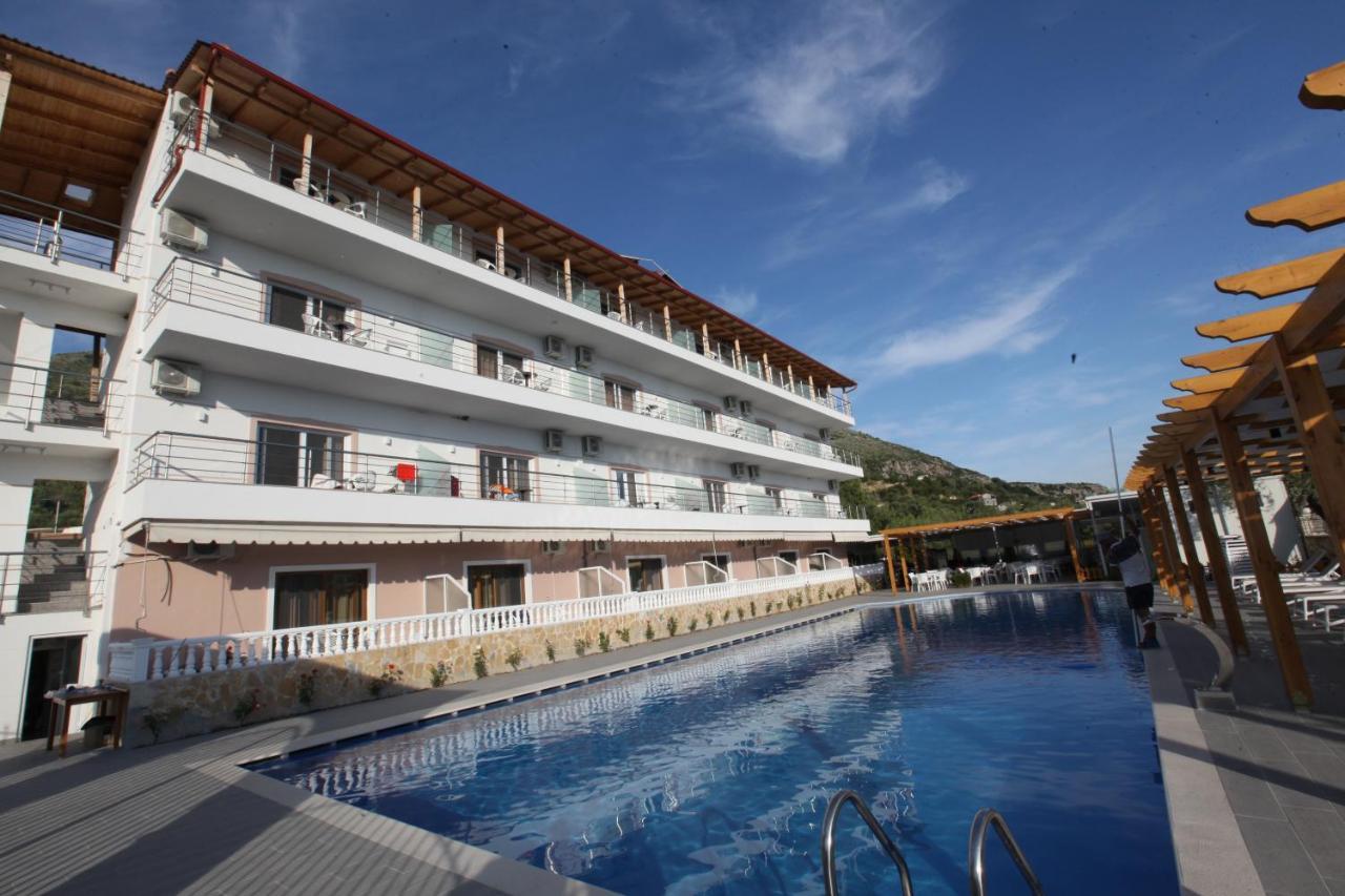 Hotel Riviera Borş Dış mekan fotoğraf